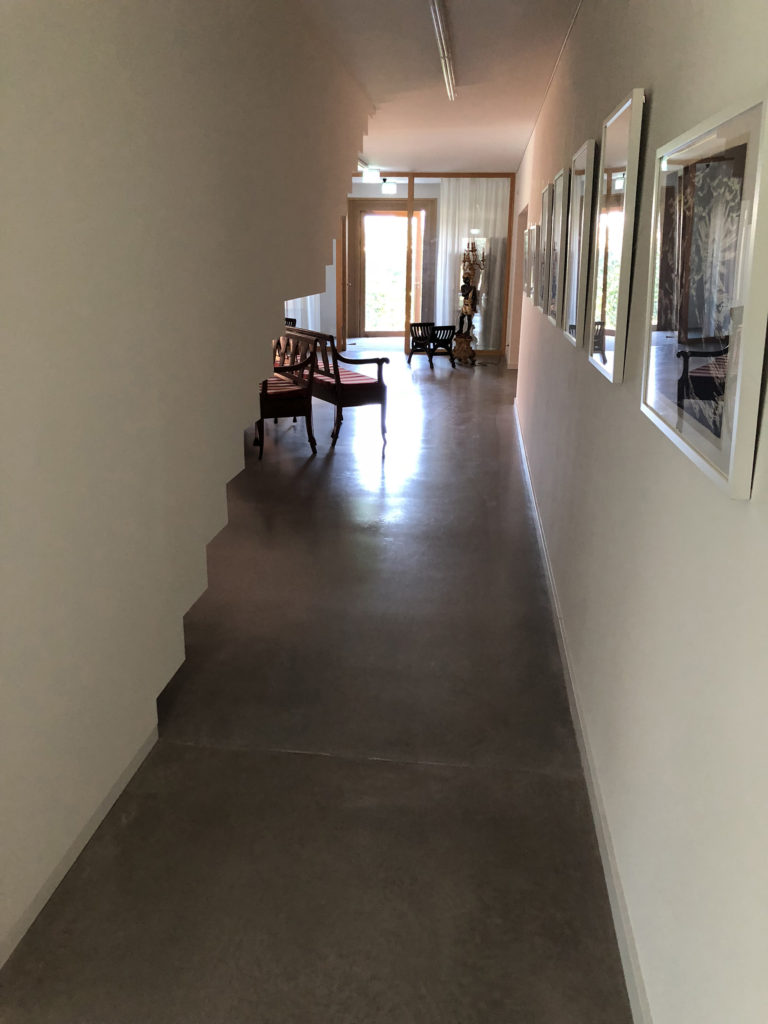 Der veredelte Boden ist strapazierfähig und pflegeleicht.