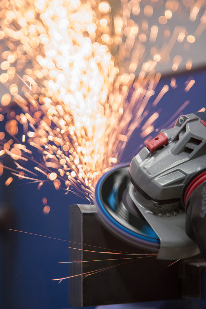 Die Optimierung der Schlüsselkomponenten Korn und Bindung hat sich bei der Norton X-Treme R860 in hoher Leistung und aggressiver Schneidwirkung bei gleichzeitig geringerem Schleifdruck ausgezahlt.