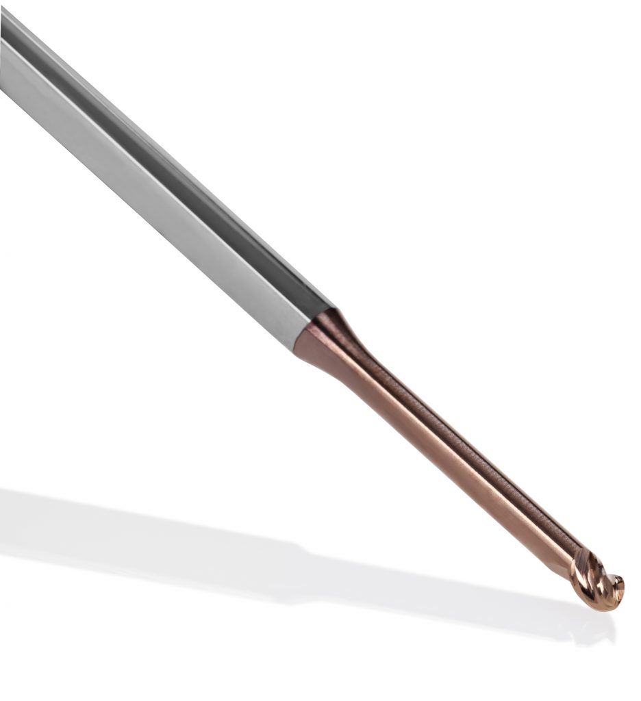 Mit SteelCon® liefert CemeCon die ideale Lösung zum Bearbeiten von Spritzgussformen aus gehärteten Stählen mit mehr als 50 HRC