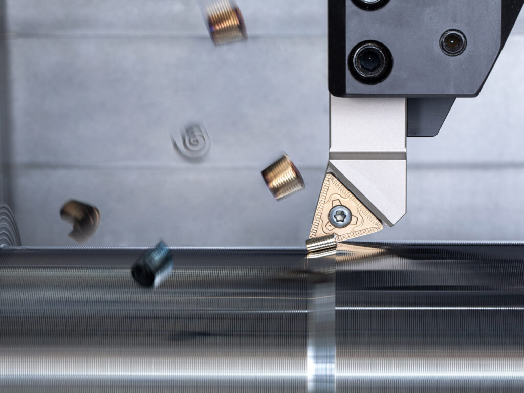 Gerade im anspruchsvollen Umfeld der Antriebstechnik punktet der AddMultiTurn: Die Kombination aus hoher Produktivität, reduzierter Bearbeitungszeit, verbesserten Bearbeitungsergebnissen und einer verbesserten Prozessstabilität macht das Multitalent von Tungaloy zu einer echten Erfolgslösung.