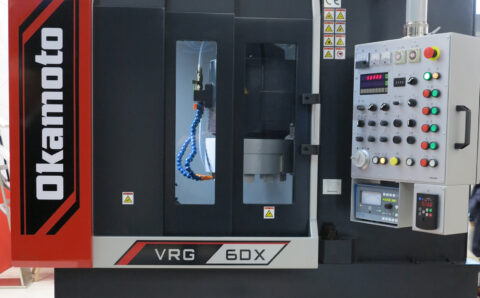 Okamoto Rundtischschleifmaschine VRG-DX mit vertikaler Schleifspindel