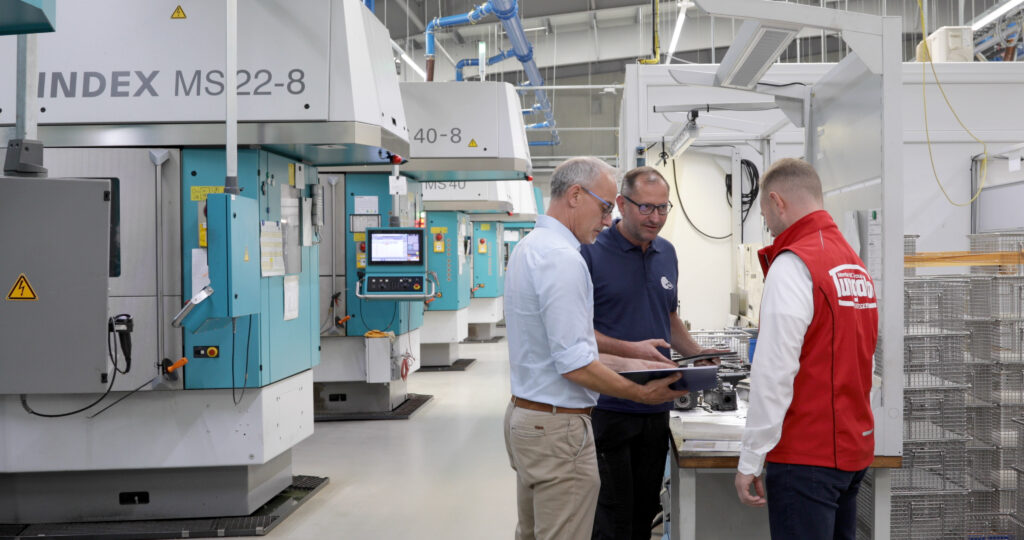 Gemeinsam zum Erfolg: Um das Werkzeugsystem perfekt in die Produktionsprozesse zu integrieren, arbeiteten SUSA, TCM Deutschland und Tungaloy-NTK Hand in Hand. Das sorgt für beste Qualität und höchste Kundenzufriedenheit für Kunden aus der Automobilindustrie, dem Maschinenbau, der Elektroindustrie und Hydraulik.