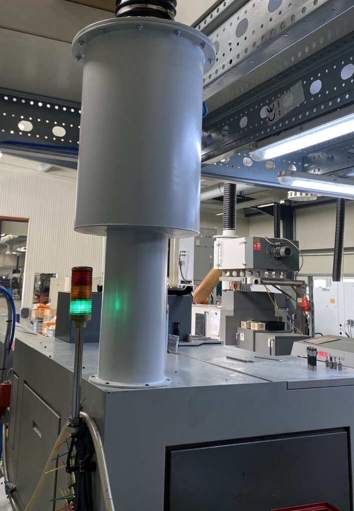 Das Herzstück jeder Absauganlage von Büchel ist die passende Filtertechnik, zum Beispiel elektrostatische Abscheider oder auch Vorabscheiber wie den BSA-Schwerkraftabscheider von Büchel.